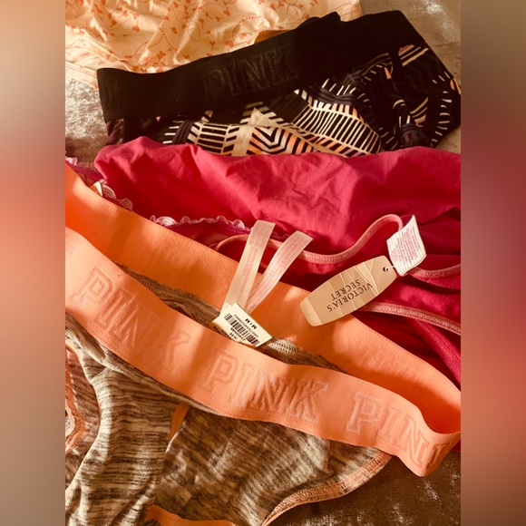 **SOLD** - Picture 5 of 7